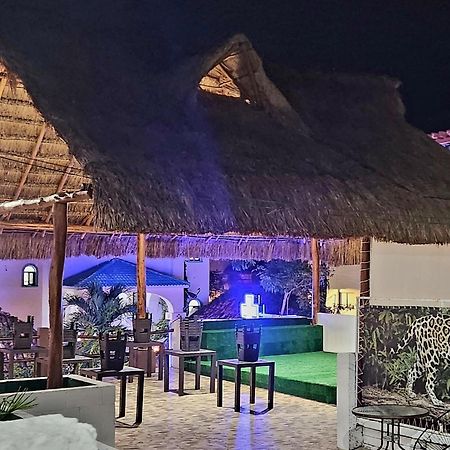 D Margo Hotel Плая дел Кармен Екстериор снимка